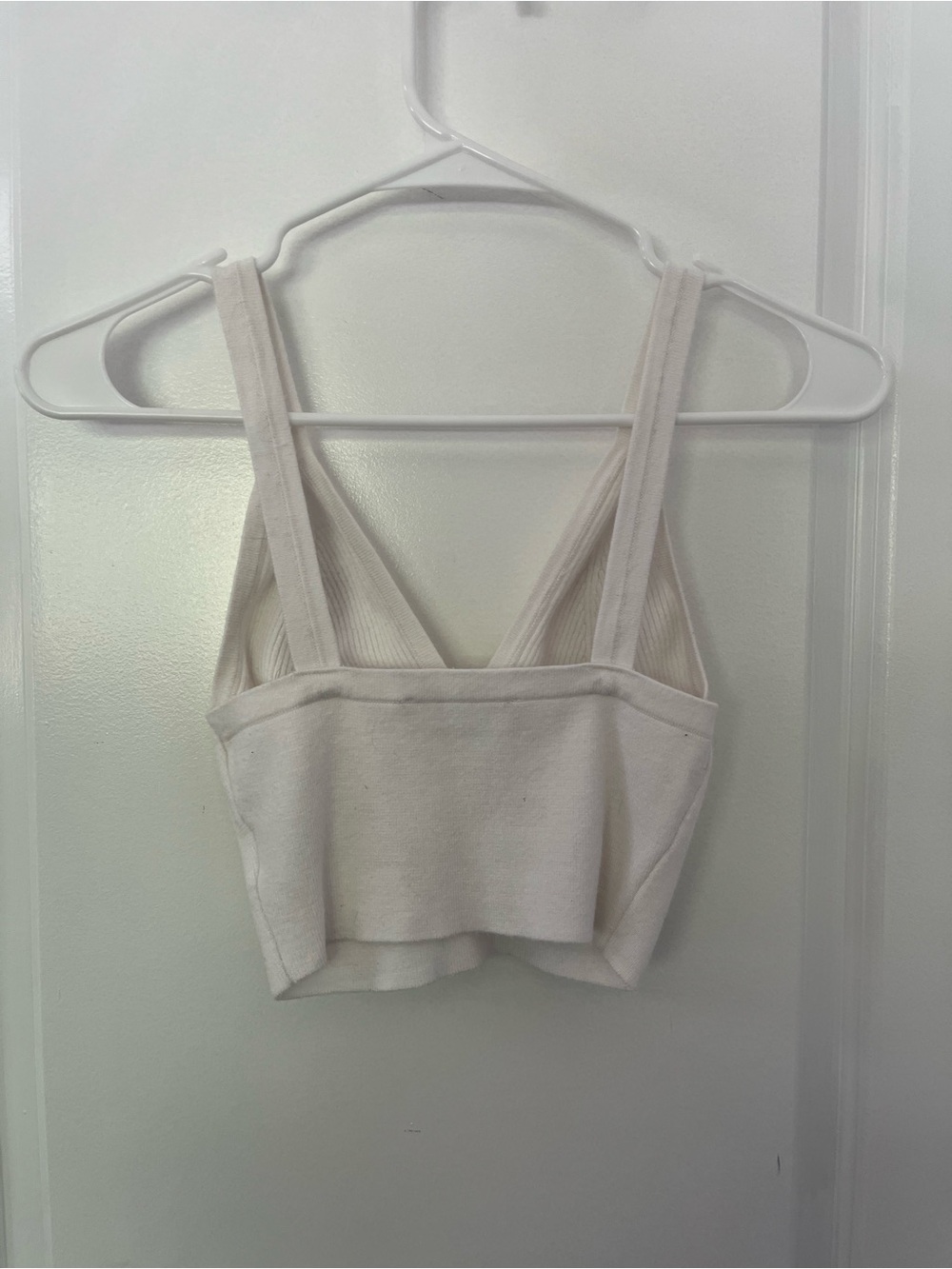 White Ribbed V-Neck Tank Top - Picture 2 of 6